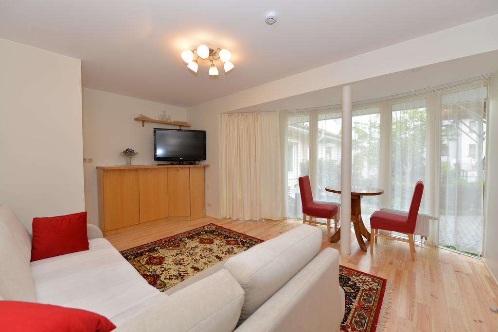 Zeliuga Apartments Паланга Стая снимка